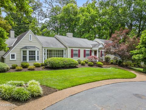 566 Mellen Ave, Knoxville, TN 37919