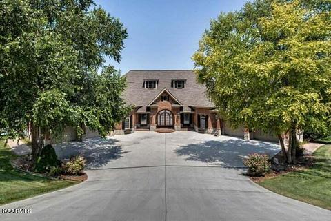 318 Okmulgee Cir, Loudon, TN 37774