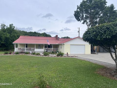 857 Ridgeview Dr, Clinton, TN 37716