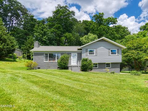 2112 Pulaski Rd, Knoxville, TN 37914
