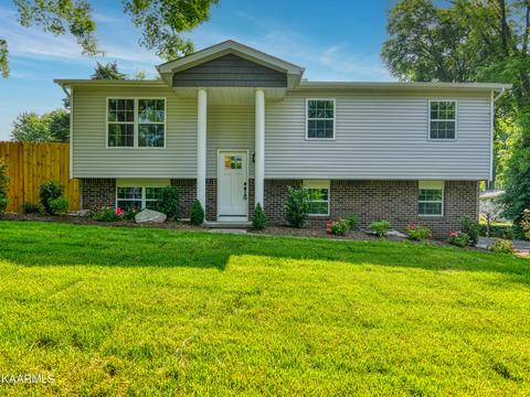 3804 Sullivan Rd, Knoxville, TN 37921