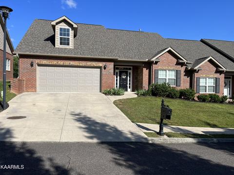 4214 Rare Earth Dr, Knoxville, TN 37938