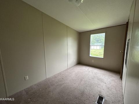 205 S 9th St, Middlesboro, KY 40965 photo 12
