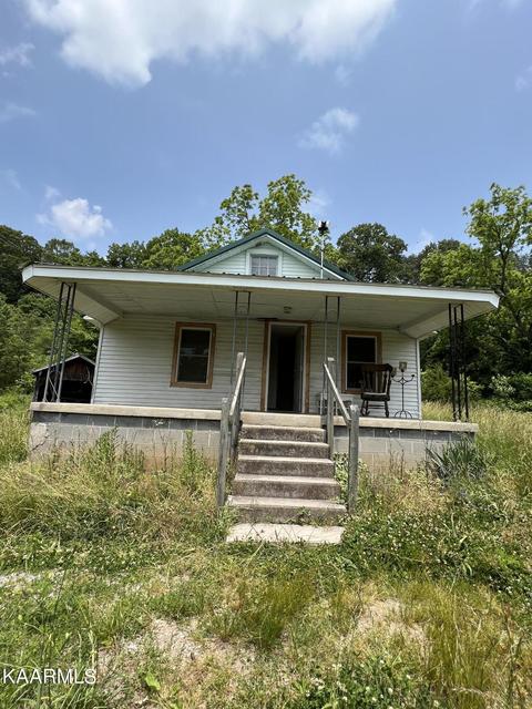 288 Old Forge Ridge Rd, Harrogate, TN 37752