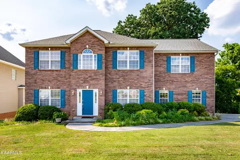 5000 Ivy Rose Dr, Knoxville, TN 37918