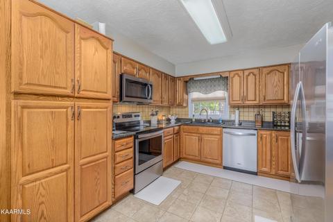 7049 Rebecca Ln, Talbott, TN 37877 photo 6