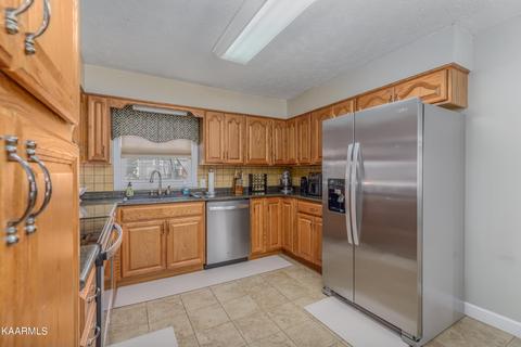 7049 Rebecca Ln, Talbott, TN 37877 photo 7