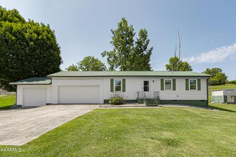 8633 Greenwell Rd, Powell, TN 37849