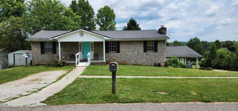 929 Hilltop Dr, Jacksboro, TN 37757