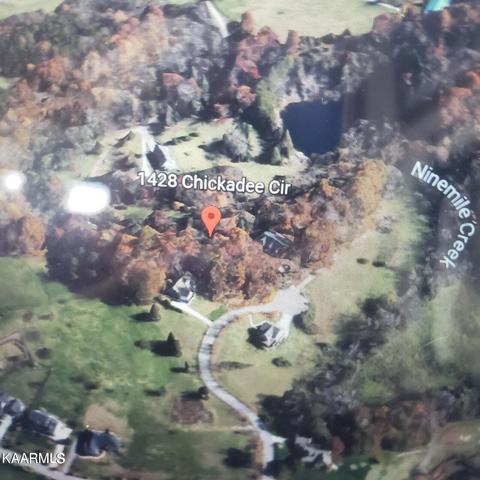 1428 Chickadee Cir, Maryville, TN 37801