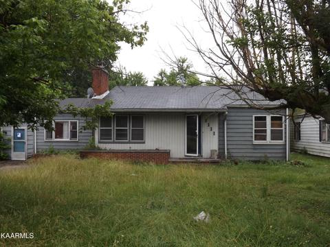 1111 Exeter Ave, Middlesboro, KY 40965