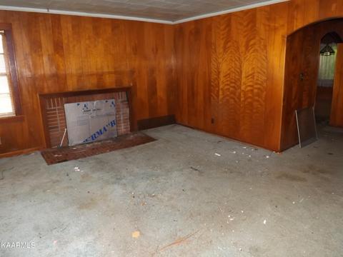 1111 Exeter Ave, Middlesboro, KY 40965 photo 5