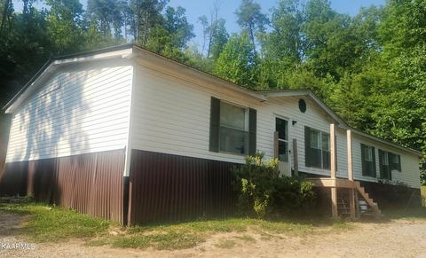 230 Lake Heights Rd, Tellico Plains, TN 37385