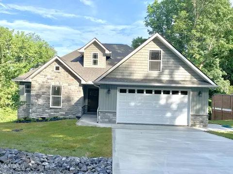 102 Kawonu Ln, Loudon, TN 37774