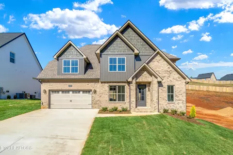 2214 Hickory Crest Ln, Knoxville, TN 37932