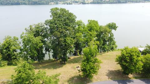 Deer Lane, Kingston, TN 37763