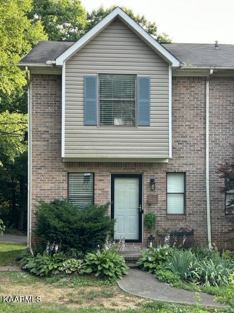 625 Shadywood Ln, Knoxville, TN 37923