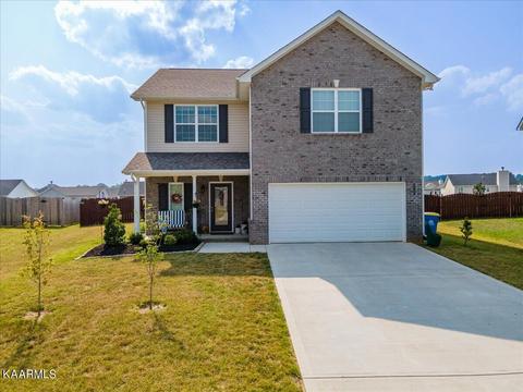 3111 Dominion Dr, Maryville, TN 37803