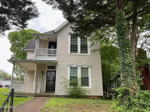 2352 E 5th Ave, Knoxville, TN 37917