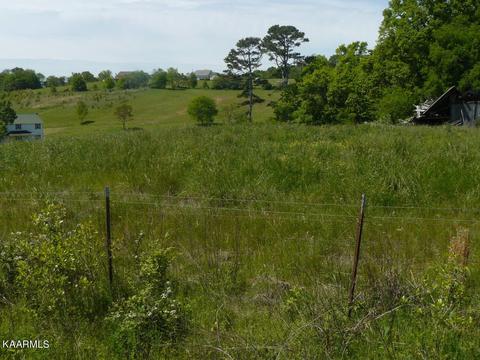 301 Howell River Road, Rutledge, TN 37861