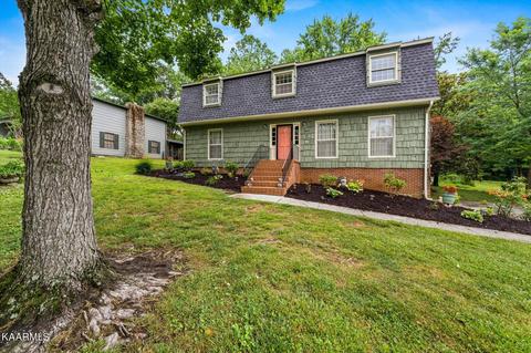 606 Woodland Dr, Clinton, TN 37716