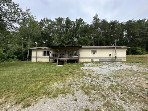 5316 Red Rd, Sparta, TN 38583