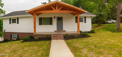 10805 Sallings Rd, Knoxville, TN 37922