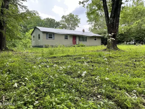 84 Old Meadows Pl, Crossville, TN 38571