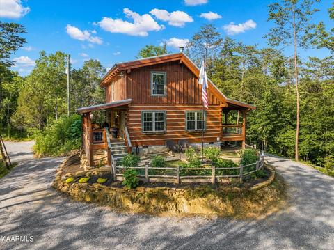218 Rule Way, Sevierville, TN 37876