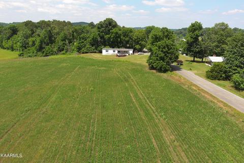 7036 Howard School Rd, Maryville, TN 37801