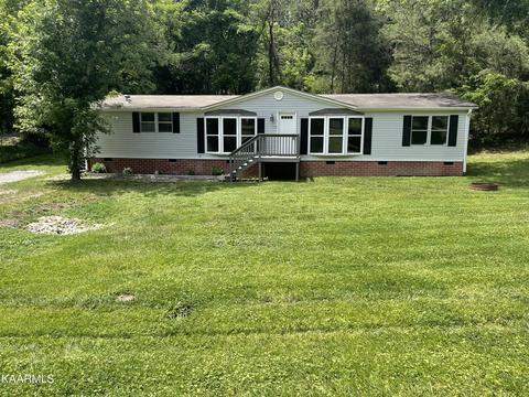 9127 Andersonville Pike, Powell, TN 37849