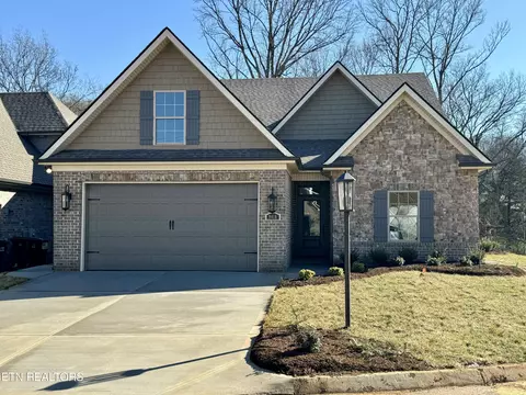 8418 Sand Trap Ln, Knoxville, TN 37923