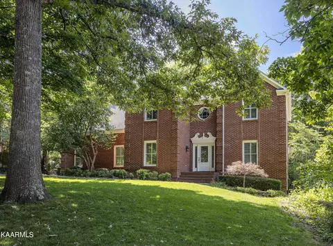 11909 Longstreet Pl, Knoxville, TN 37934