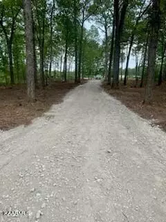 John Q Wyatt Rd, Crossville, TN 38571
