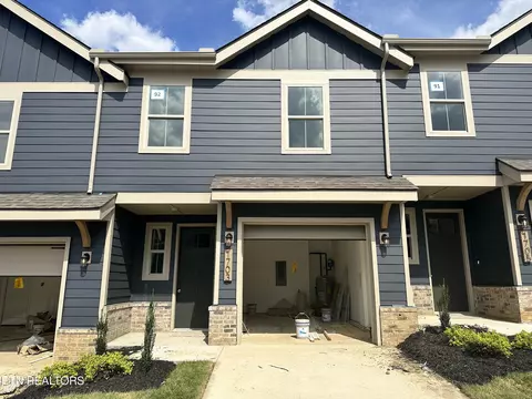 1703 Mountain Quail Cir, Maryville, TN 37801