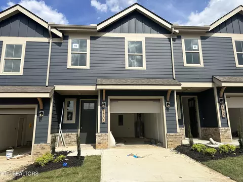 1705 Mountain Quail Cir, Maryville, TN 37801