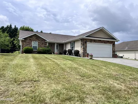 763 Boone Dr, Seymour, TN 37865