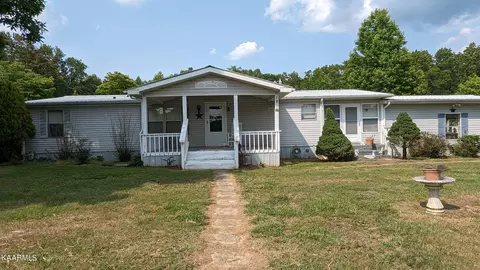 181 Ellis Cove Ln, Oneida, TN 37841