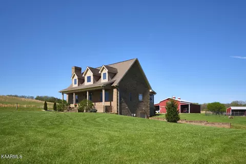 936 Cliff Top Rd, Blaine, TN 37709