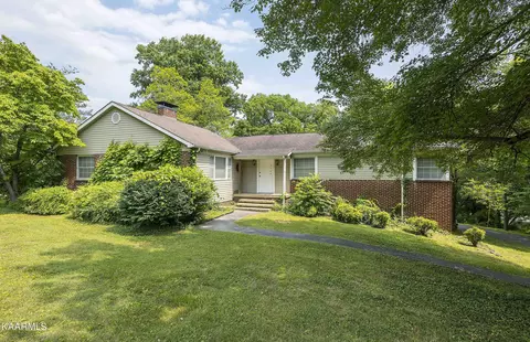 4504 Holston Hills Rd, Knoxville, TN 37914