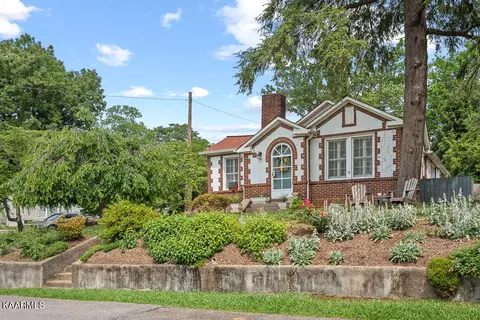 2903 Fountain Park Blvd, Knoxville, TN 37917