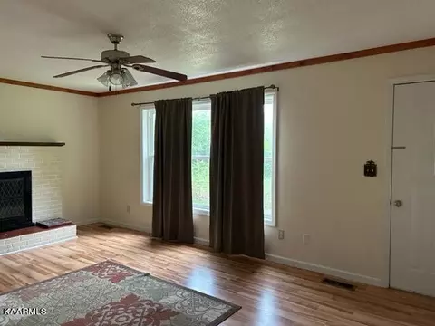 138 Monte Vista Rd, Ewing, VA 24248 photo 11