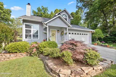 9920 Lani Ln, Knoxville, TN 37932