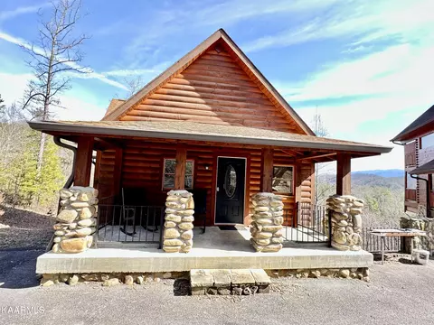1736 Angela Starr Dr, Sevierville, TN 37876