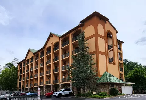 120 Bon Air Dr #5042, Gatlinburg, TN 37738