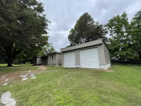 132 Hamblin St, New Tazewell, TN 37825