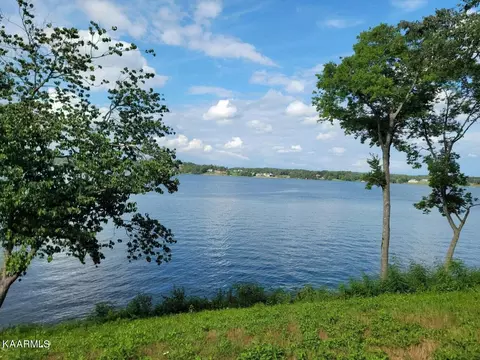 Sunset Harbor Drive, Dandridge, TN 37725