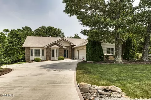 122 Tahlequah Ln, Loudon, TN 37774