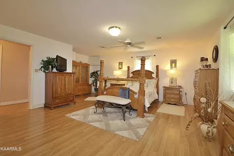 434 Meadow Creek Dr, Oneida, TN 37841 photo 45