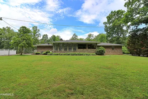 434 Meadow Creek Dr, Oneida, TN 37841 photo 20